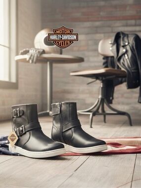 NWT Harley-Davidson Women's Bateman Engineer Leather Riding Boots Sz. 7.5